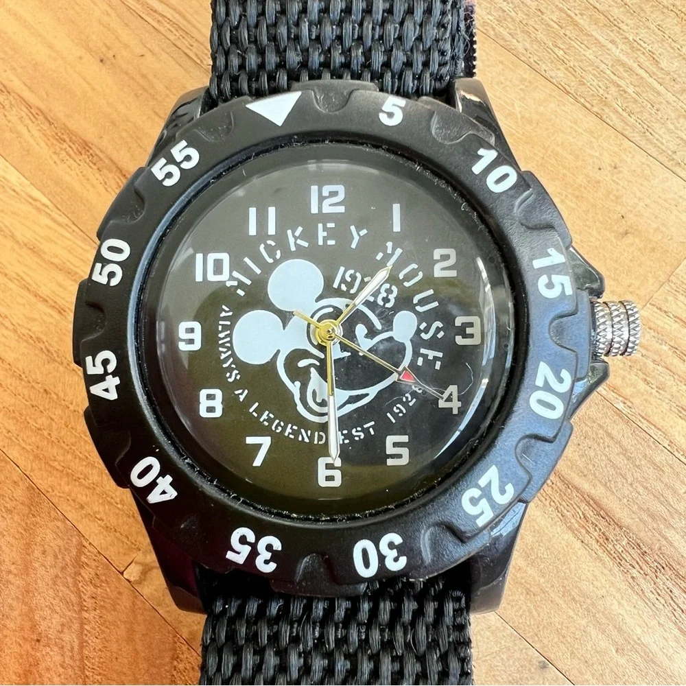 Disney Parks Wrist Watch Mickey Mouse black Sport Watch NEW BATTERY